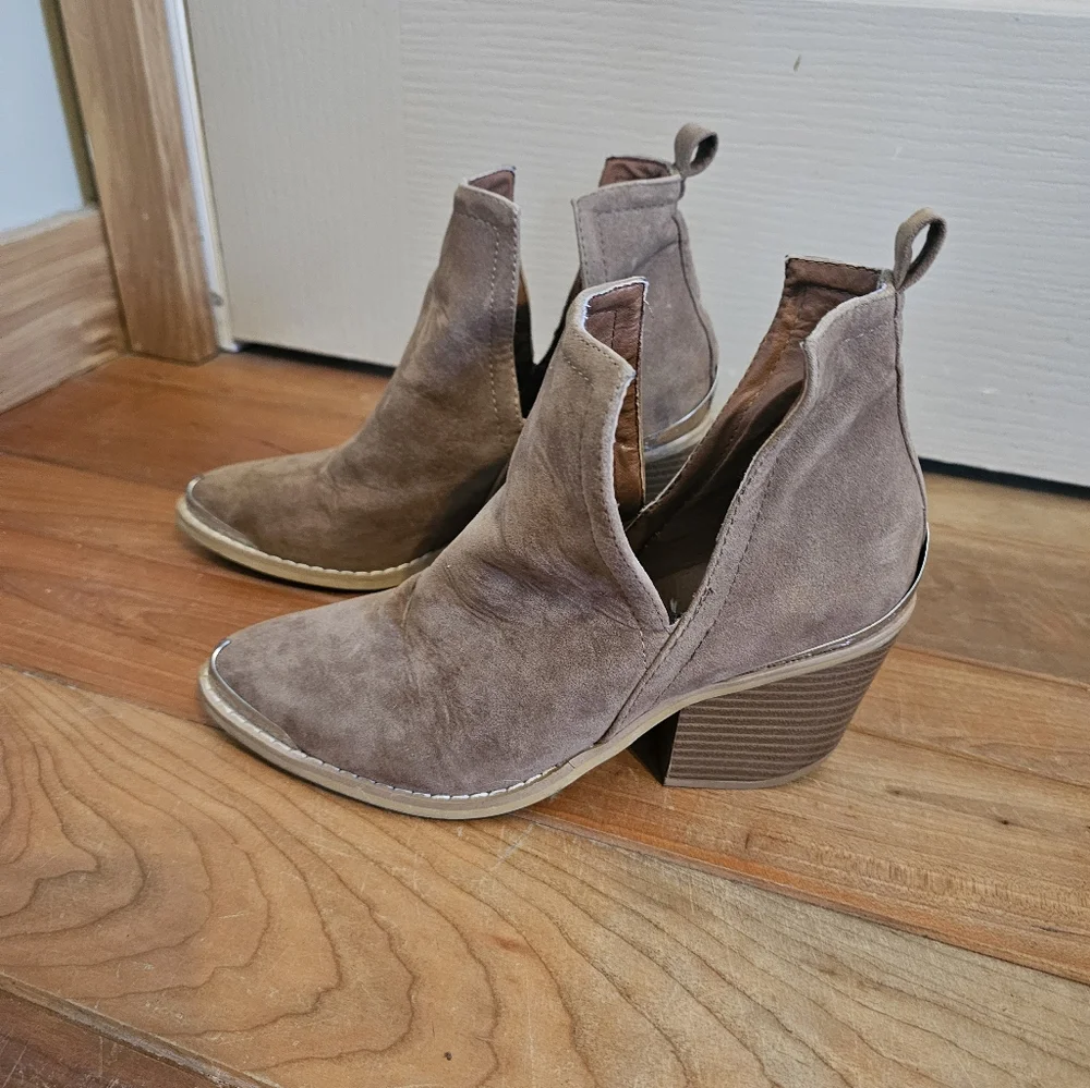 Women's Cape Robbin ankle boots 5.5👢 😍 - Picture 4 of 7